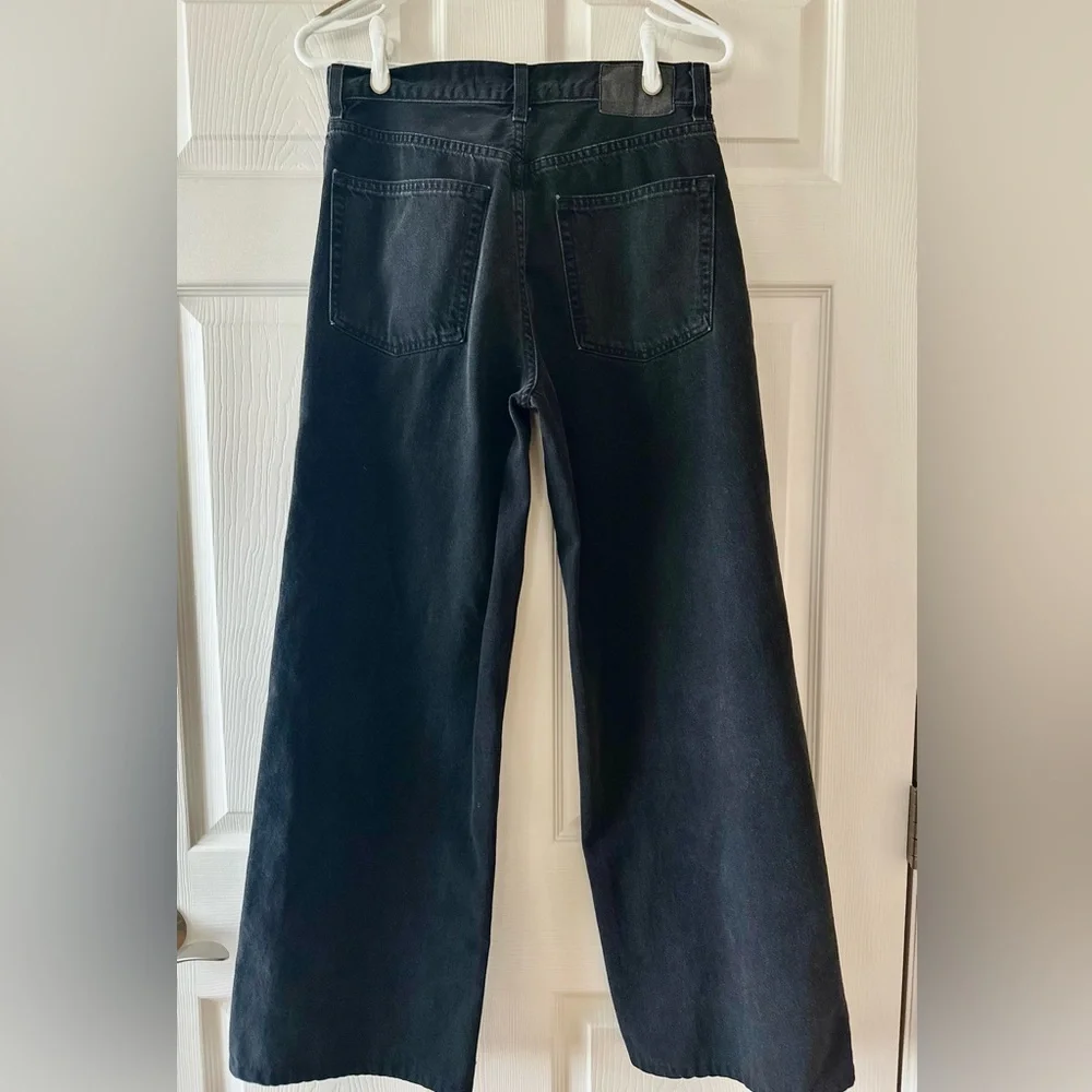 GRLFRND Black Relaxed Jeans - Picture 2 of 13
